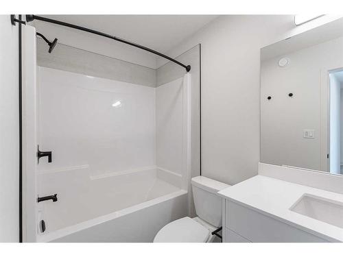 824 Arbour Lake Road Nw, Calgary, AB - Indoor Photo Showing Bathroom