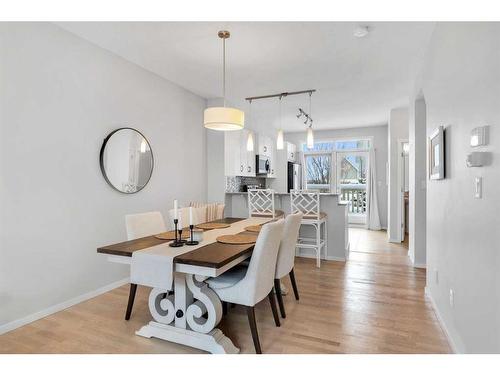 26 Kinlea Common Nw, Calgary, AB - Indoor Photo Showing Dining Room