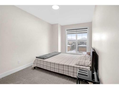 103 Homestead Grove Ne, Calgary, AB - Indoor Photo Showing Bedroom