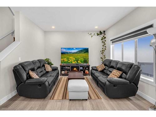 103 Homestead Grove Ne, Calgary, AB - Indoor Photo Showing Living Room