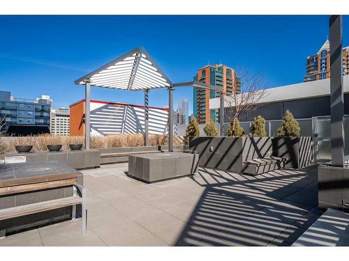 405-930 16 Avenue Sw, Calgary, AB - Outdoor