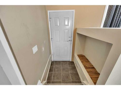 655 Penbrooke Road Se, Calgary, AB - Indoor Photo Showing Other Room