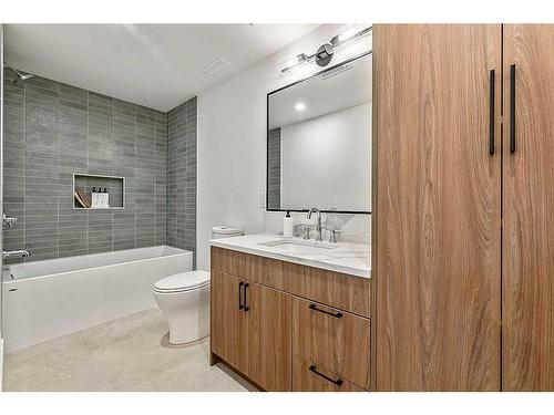 655 Varsity Estates Crescent Nw, Calgary, AB - Indoor Photo Showing Bathroom