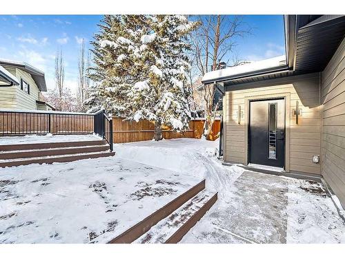 655 Varsity Estates Crescent Nw, Calgary, AB - Outdoor