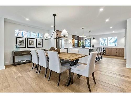 655 Varsity Estates Crescent Nw, Calgary, AB - Indoor Photo Showing Dining Room