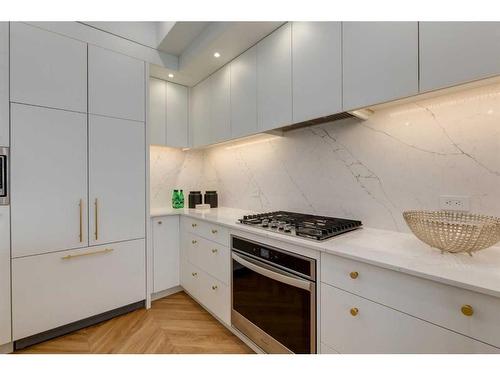 803-8505 Broadcast Avenue Sw, Calgary, AB - Indoor Photo Showing Kitchen With Upgraded Kitchen