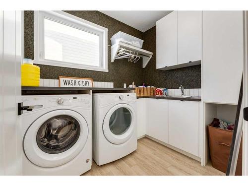 332 South Harmony Drive, Rural Rocky View County, AB - Indoor Photo Showing Laundry Room