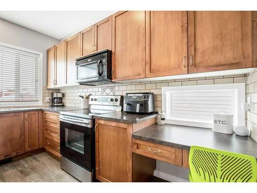 147 Auburn Bay Crescent Se, Calgary, AB - Indoor Photo Showing Kitchen