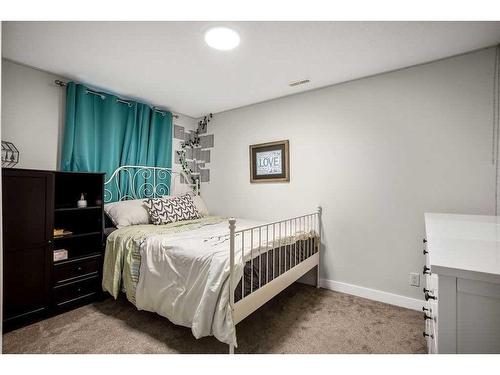 147 Auburn Bay Crescent Se, Calgary, AB - Indoor Photo Showing Bedroom