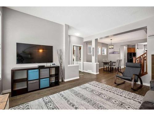 147 Auburn Bay Crescent Se, Calgary, AB - Indoor Photo Showing Living Room