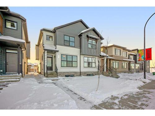 33 Silverton Glen Way Sw, Calgary, AB - Outdoor With Facade