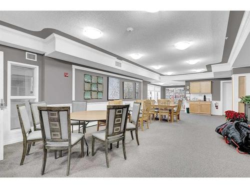 2460-151 Country Village Road Ne, Calgary, AB - Indoor Photo Showing Dining Room