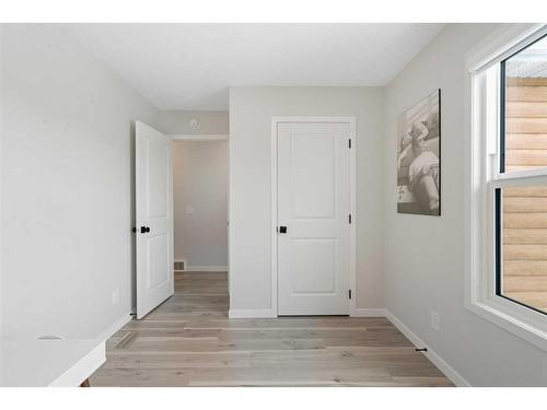 543 Belmont Heath Sw, Calgary, AB - Indoor Photo Showing Other Room