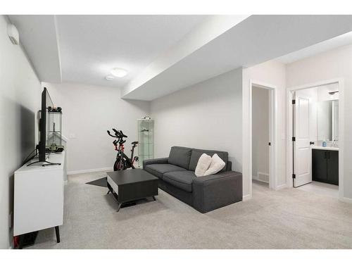 543 Belmont Heath Sw, Calgary, AB - Indoor