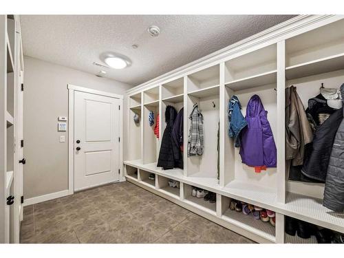 215 Patton Court Sw, Calgary, AB - Indoor With Storage