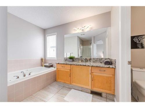 2 Evansbrooke Manor Nw, Calgary, AB - Indoor Photo Showing Bathroom