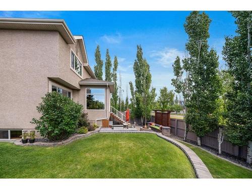 82 Everwillow Close Sw, Calgary, AB - Outdoor