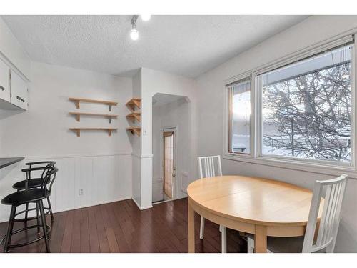 4627 Greenhill Crescent Ne, Calgary, AB - Indoor Photo Showing Other Room