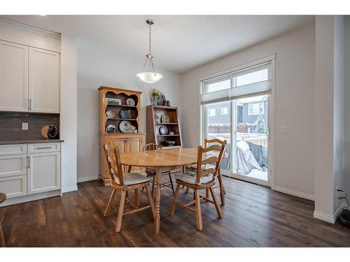 401 Clydesdale Way, Cochrane, AB - Indoor Photo Showing Dining Room