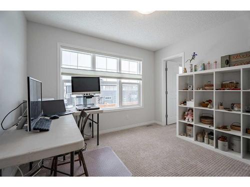 401 Clydesdale Way, Cochrane, AB - Indoor Photo Showing Office