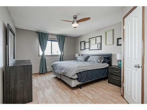 73 Applemont Place Se, Calgary, AB - Indoor Photo Showing Bedroom