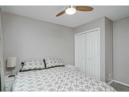 73 Applemont Place Se, Calgary, AB - Indoor Photo Showing Bedroom