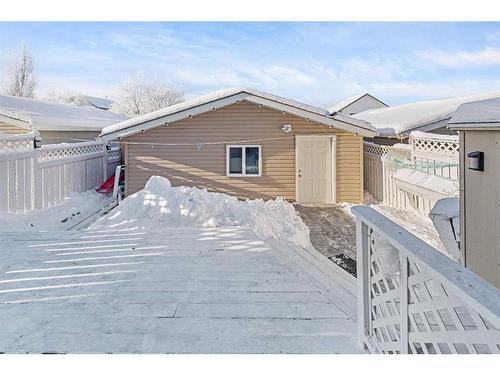 43 Martinbrook Link Ne, Calgary, AB - Outdoor