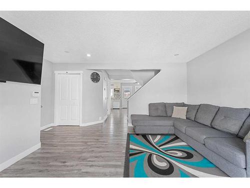 43 Martinbrook Link Ne, Calgary, AB - Indoor Photo Showing Living Room