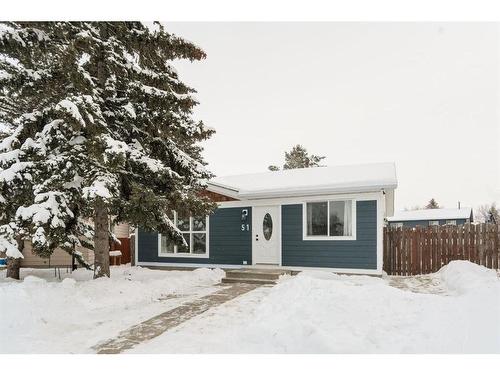 51 Falshire Place Ne, Calgary, AB - Outdoor