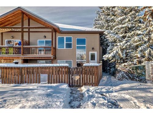 1322 B 20 Street, Didsbury, AB - Outdoor