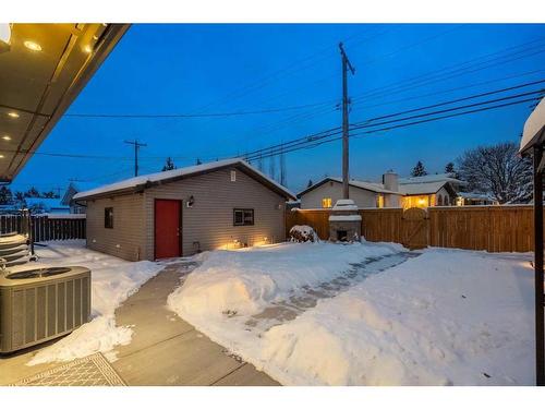 1023 Lake Bonavista Drive Se, Calgary, AB - Outdoor