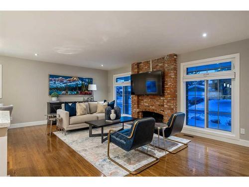 1023 Lake Bonavista Drive Se, Calgary, AB - Indoor Photo Showing Living Room