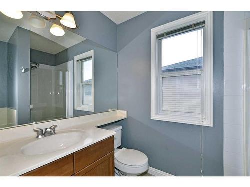 226 Evansmeade Close Nw, Calgary, AB - Indoor Photo Showing Bathroom