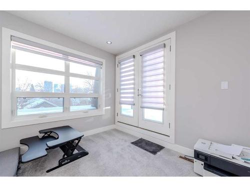 222 12 Avenue Ne, Calgary, AB - Indoor Photo Showing Other Room