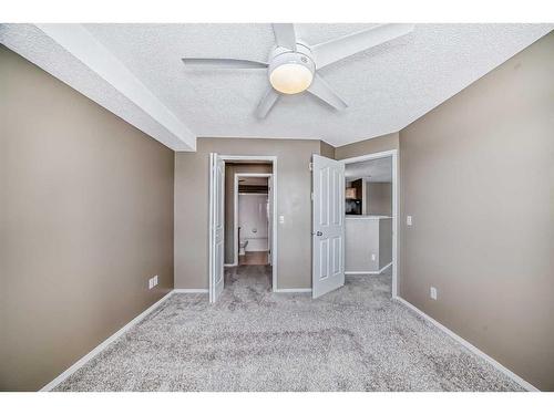 2216-2518 Fish Creek Boulevard Sw, Calgary, AB - Indoor Photo Showing Other Room