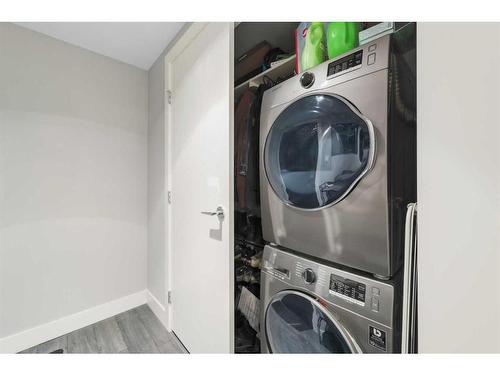 3509-1122 3 Street Se, Calgary, AB - Indoor Photo Showing Laundry Room