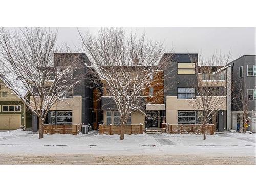 B-1312 Gladstone Road Nw, Calgary, AB - Outdoor