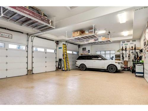 466 Brookside Court, Rural Rocky View County, AB - Indoor Photo Showing Garage