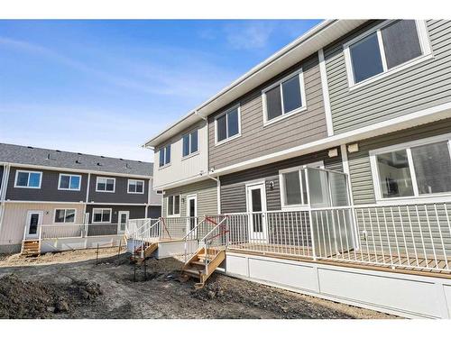 305-137 Red Embers Link Ne, Calgary, AB - Outdoor