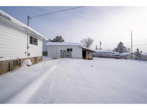 221 Frederick Avenue West, Standard, AB - Outdoor