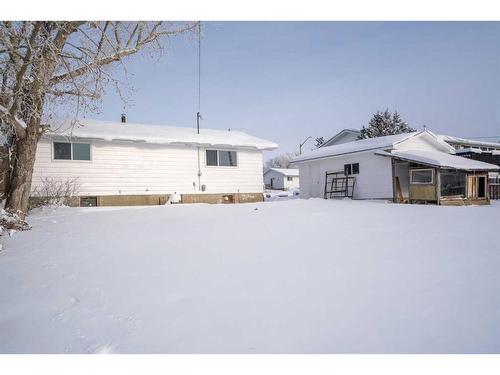 221 Frederick Avenue West, Standard, AB - Outdoor