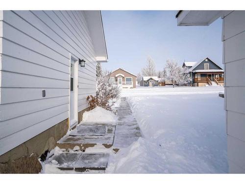 221 Frederick Avenue West, Standard, AB - Outdoor With Exterior