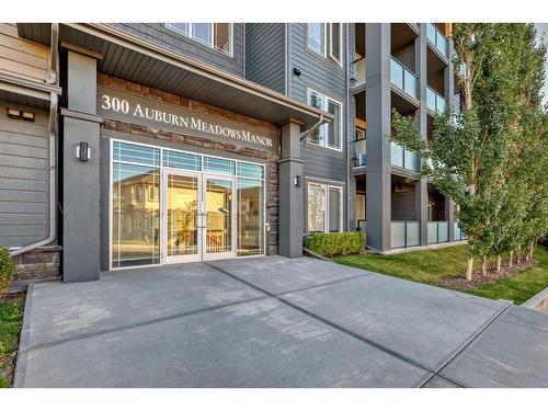 103-300 Auburn Meadows Manor Se, Calgary, AB - Outdoor