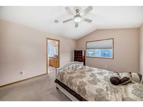 261 Tuscany Ridge Heights Nw, Calgary, AB - Indoor Photo Showing Bedroom