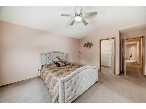 261 Tuscany Ridge Heights Nw, Calgary, AB - Indoor Photo Showing Bedroom