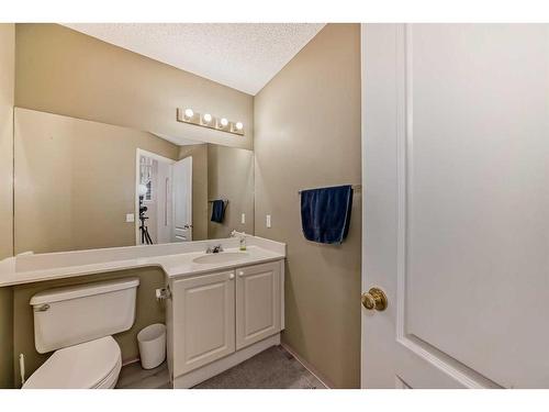 192 Citadel Green Nw, Calgary, AB - Indoor Photo Showing Bathroom