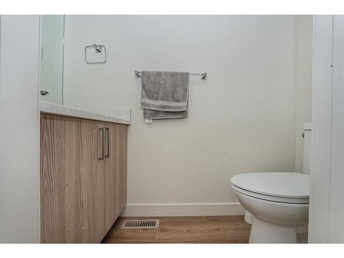 75 Saddlestone Drive Ne, Calgary, AB - Indoor Photo Showing Bathroom