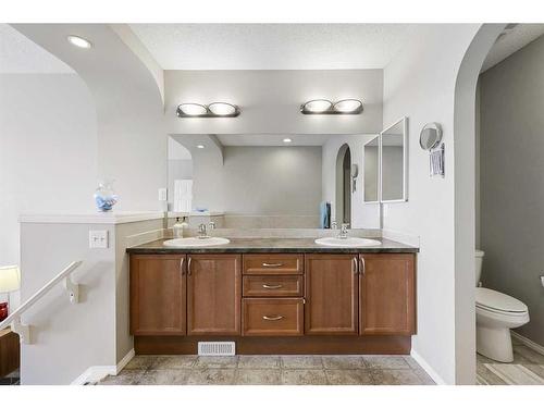 224 Silverado Range Heights Sw, Calgary, AB - Indoor Photo Showing Bathroom