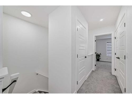 240 Belmont Boulevard Sw, Calgary, AB - Indoor Photo Showing Other Room