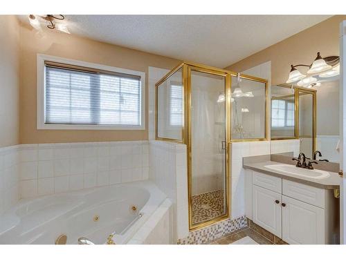 1-533 14 Avenue Sw, Calgary, AB - Indoor Photo Showing Bathroom